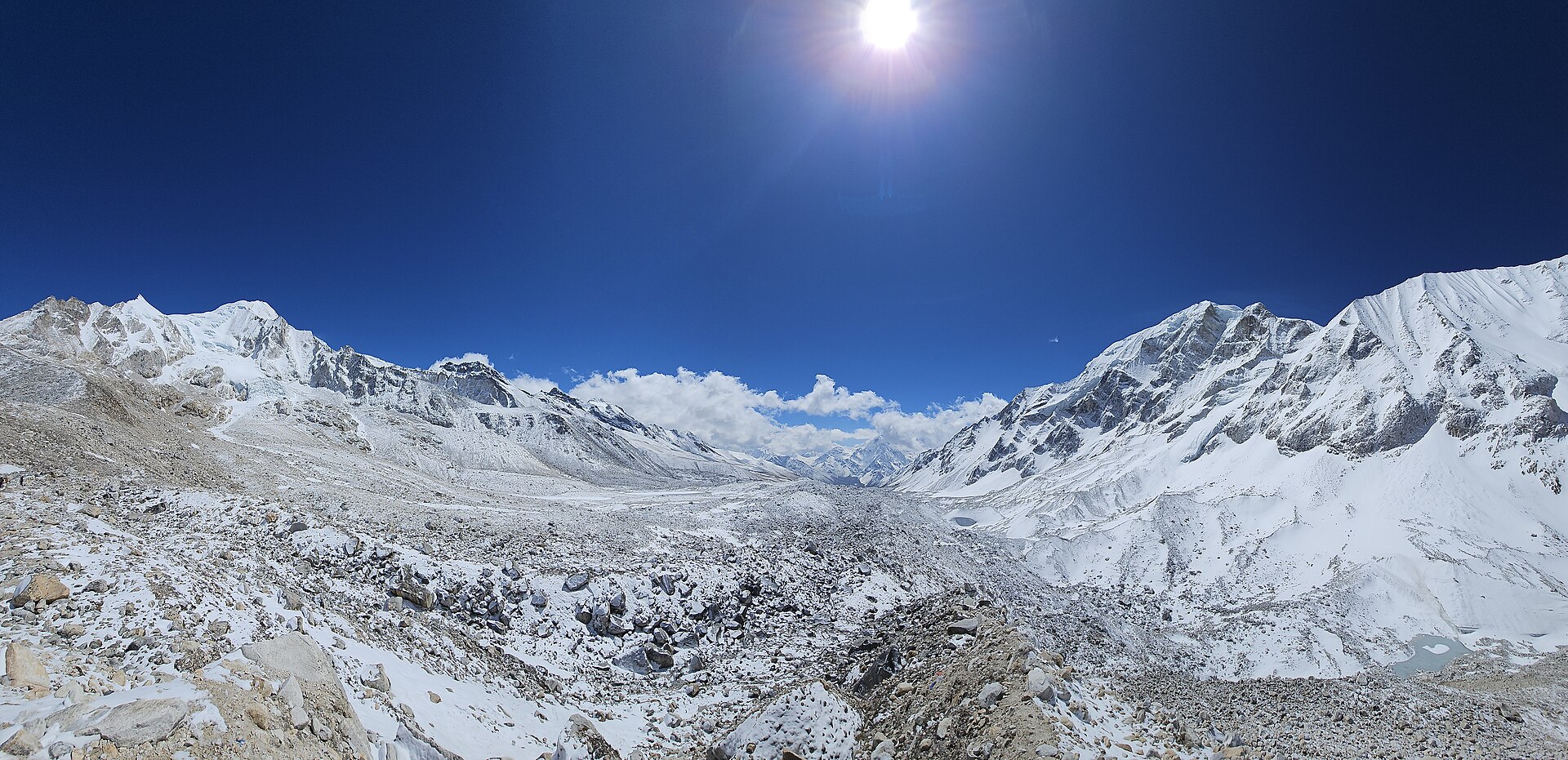 Larkya La pass on the Manaslu Circuit trek
